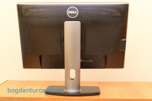 DELL UltraSharp U2412M