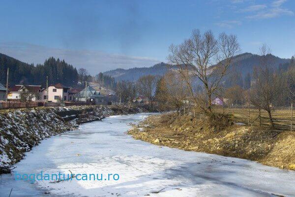 Cu mocanița Huțulca la Moldovița, Suceava, România.